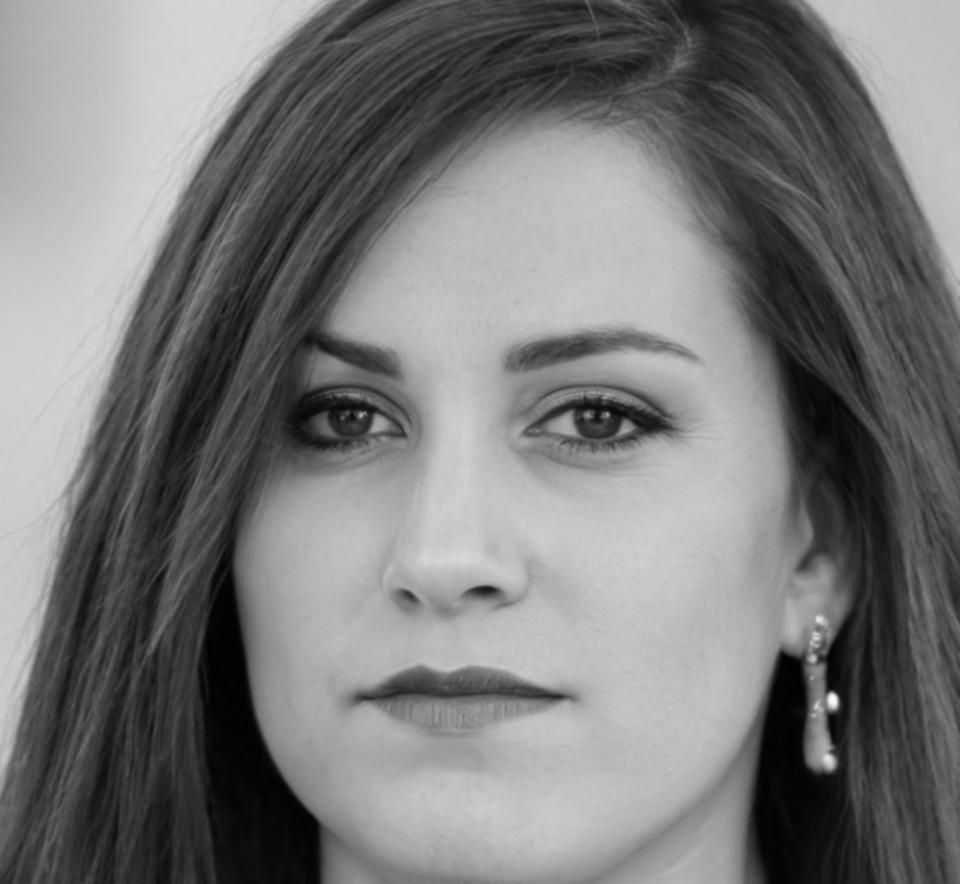 Portrait de Clémence Dubois, formatrice en analyse financière